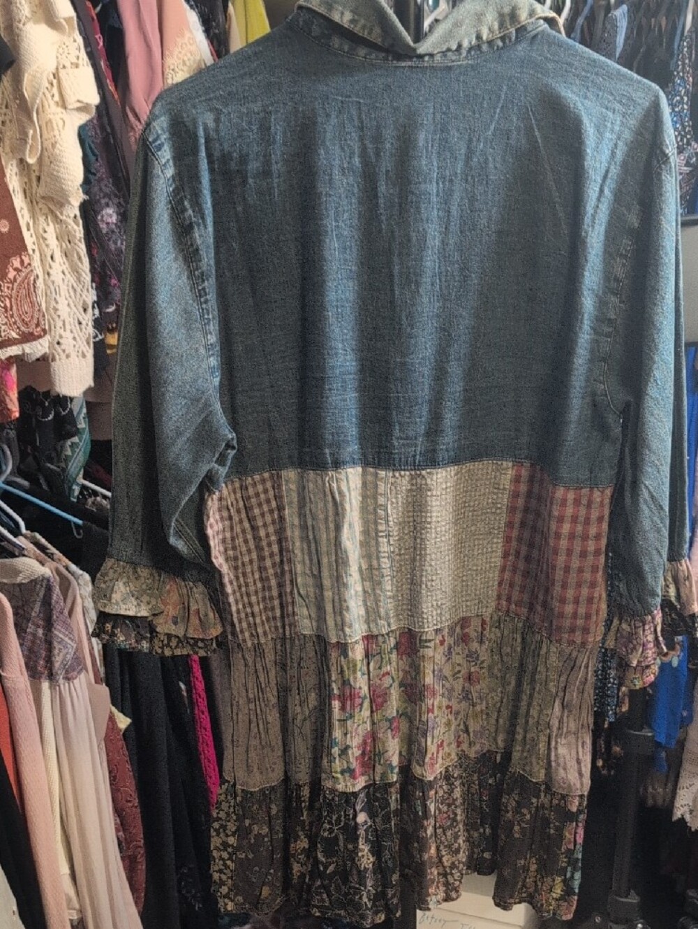 Young Threads Boho Patchwork Denim and Floral Button-Front Women's Top NWT - Picture 5 of 5